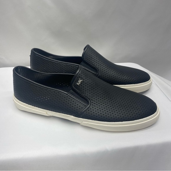 MICHAEL Michael Kors Boerum Double Gore Lasered Slip On W 10 Black - Picture 1 of 12